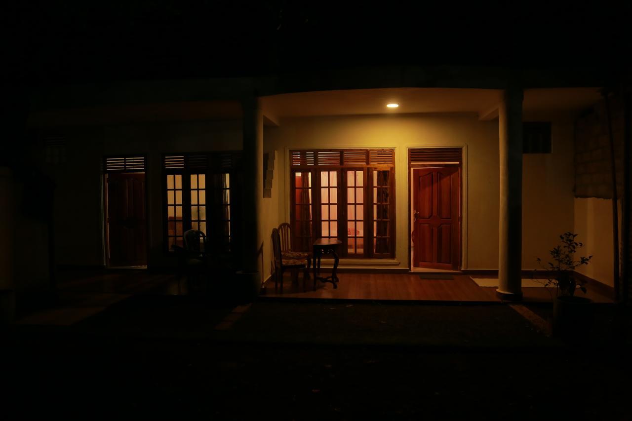 Hotel Mango Tree Nearest Adam'S Peak ナラタニヤ エクステリア 写真